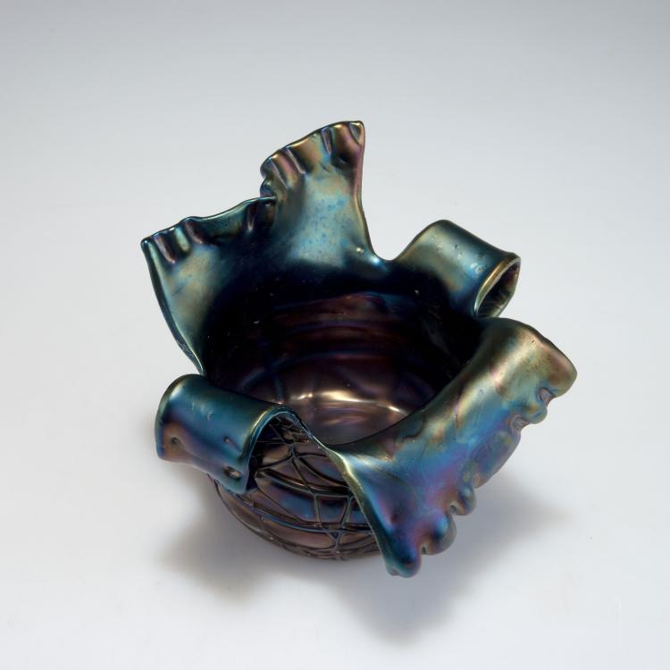 Bild 1 zu Objekt, Vase with handles, 1900-03, Elisabeth Glasfabrik, Kosten bei Teplitz; Pallme-K&ouml;nig, Gebr.; Habel, Wilhelm, 117C 69