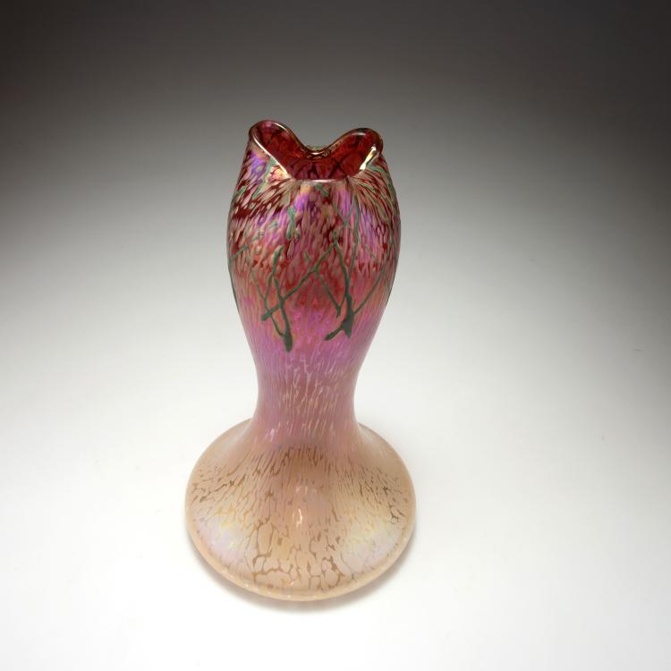 Bild 1 zu Objekt, Tall vase, 1900-05, Elisabeth Glasfabrik, Kosten bei Teplitz; Pallme-K&ouml;nig, Gebr.; Habel, Wilhelm, 117C 100