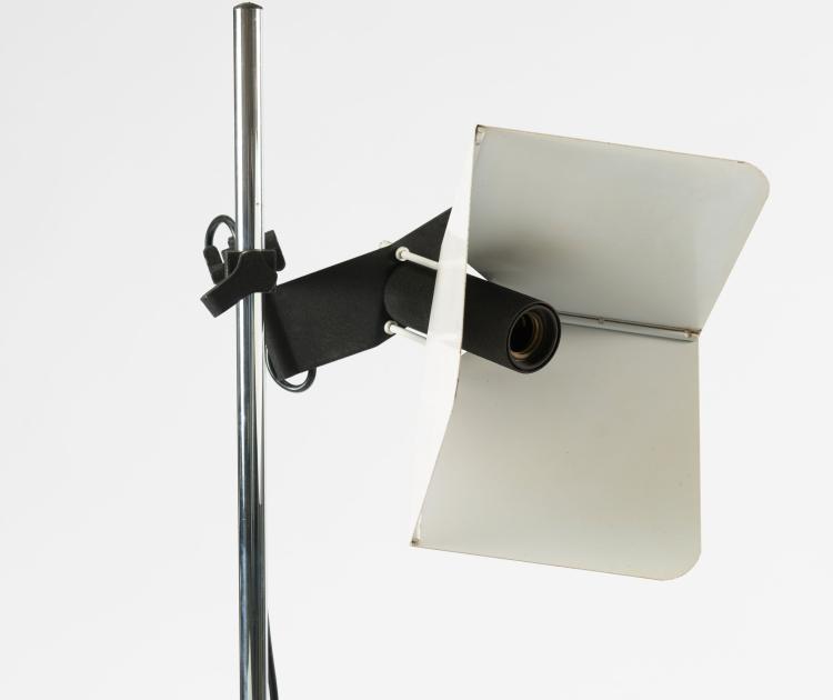Bild 1 zu Objekt, Stehleuchte 'Triedro', 1971, Joe Colombo, Stilnovo, Mailand, 116A 181