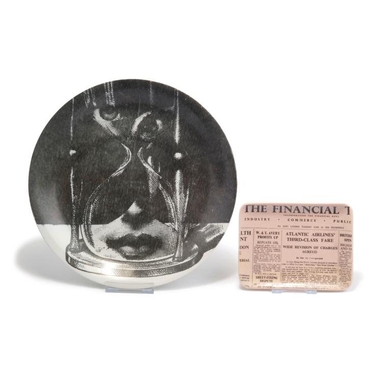 Hauptbild zu Objekt, Aschenbecher 'Financial Times' und Teller 'Tema e Variazione 184', 1950er Jahre, Piero Fornasetti, Fornasetti, Mailand, 116A 5