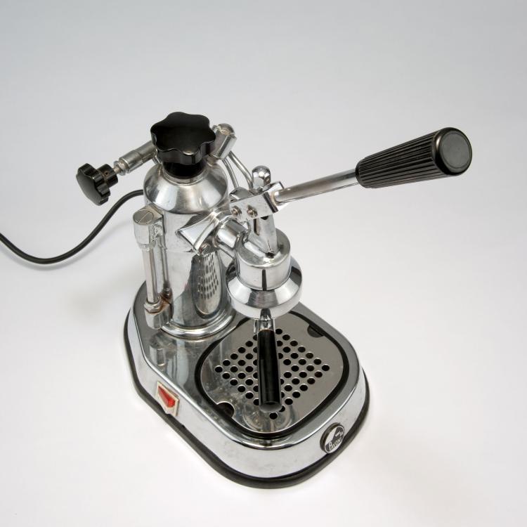 Bild 2 zu Objekt, Espressomaschine 'Europiccola', 1961, La Pavoni, Mailand, 116A 133