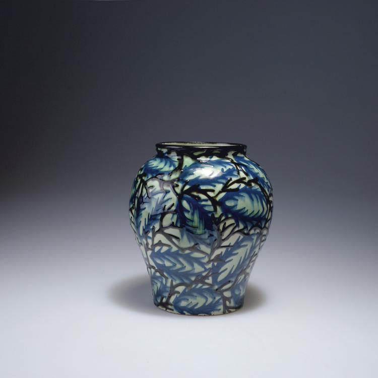 Hauptbild zu Objekt, Vase 'Bl&auml;tter', 1921-25, Max Laeuger, Karlsruhe, Majolikamanufaktur, 117A 486