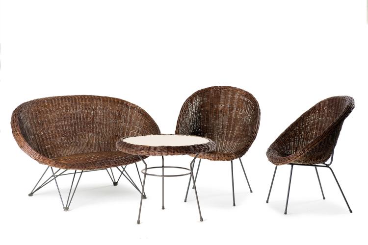 Hauptbild zu Objekt, Kleines Sofa, zwei Sessel, ein Beistelltisch, 1950er Jahre, Italien, 116A 88