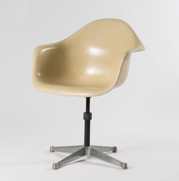 Bild 3 zu Objekt, Sechs Schalenst&uuml;hle, 1950-53, ICF, Cadsana (zugeschrieben); Herman Miller, Zeeland, 116C 49