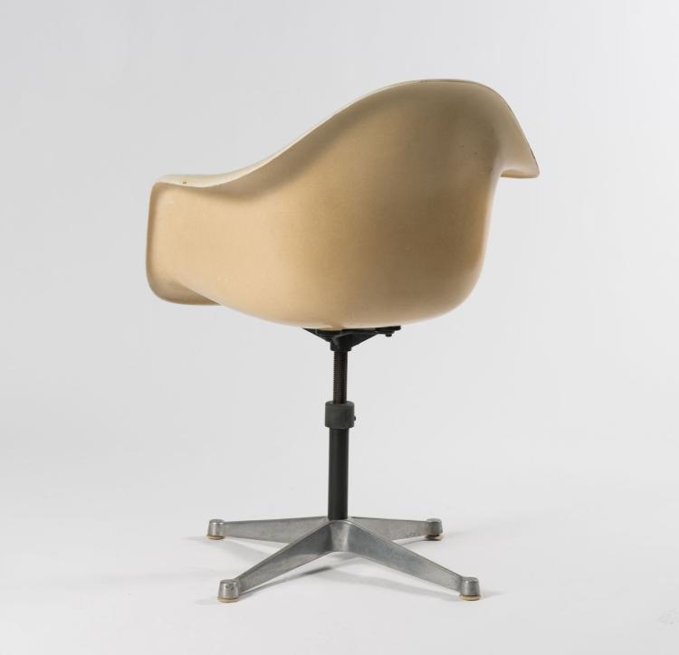 Bild 5 zu Objekt, Sechs Schalenst&uuml;hle, 1950-53, ICF, Cadsana (zugeschrieben); Herman Miller, Zeeland, 116C 49
