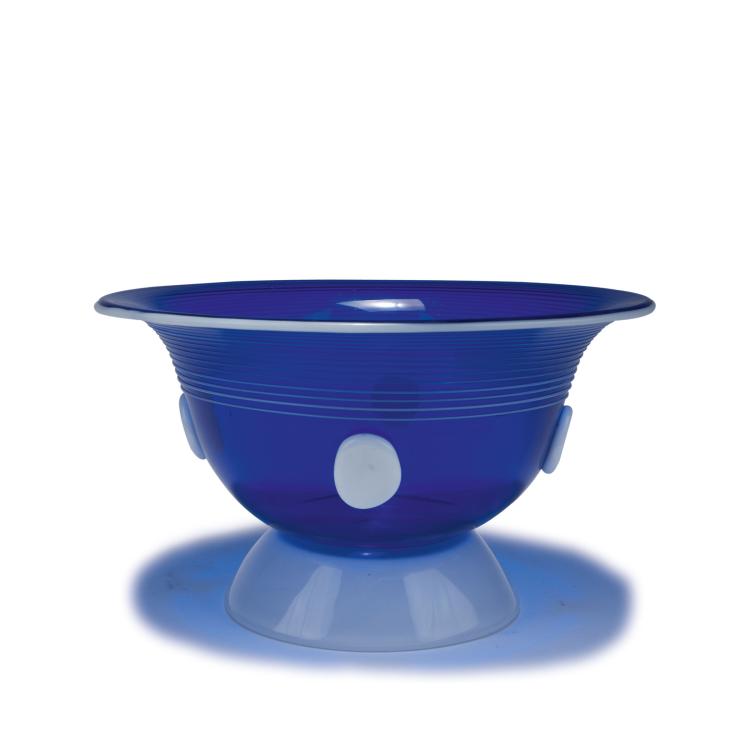 Hauptbild zu Objekt, Footed bowl, past 1916, L&ouml;tz Wwe., Klosterm&uuml;hle, 117A 313