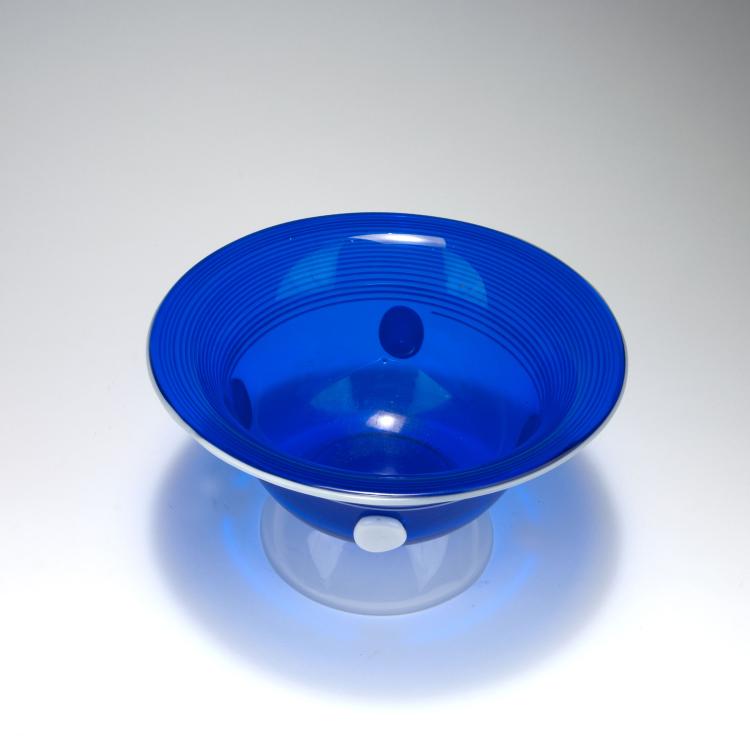 Bild 1 zu Objekt, Footed bowl, past 1916, L&ouml;tz Wwe., Klosterm&uuml;hle, 117A 313