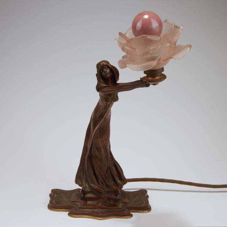 Bild 1 zu Objekt, Figurenlampe, um 1900, Maxim, Paris, 117A 636