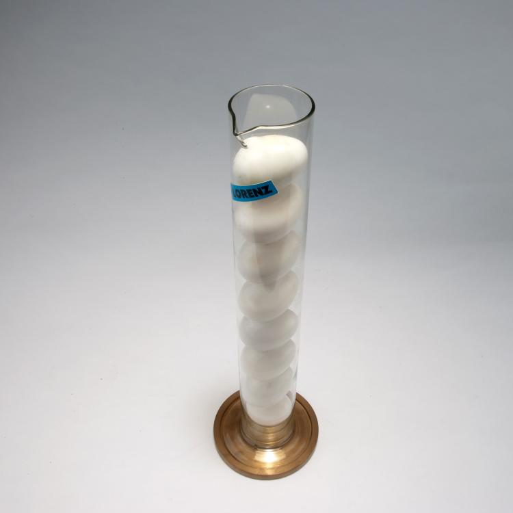 Bild 1 zu Objekt, 'Lorenz - Grande Ovazione', 1982, Ennio Chiggio, Galleria Tot, Padua, 116A 286