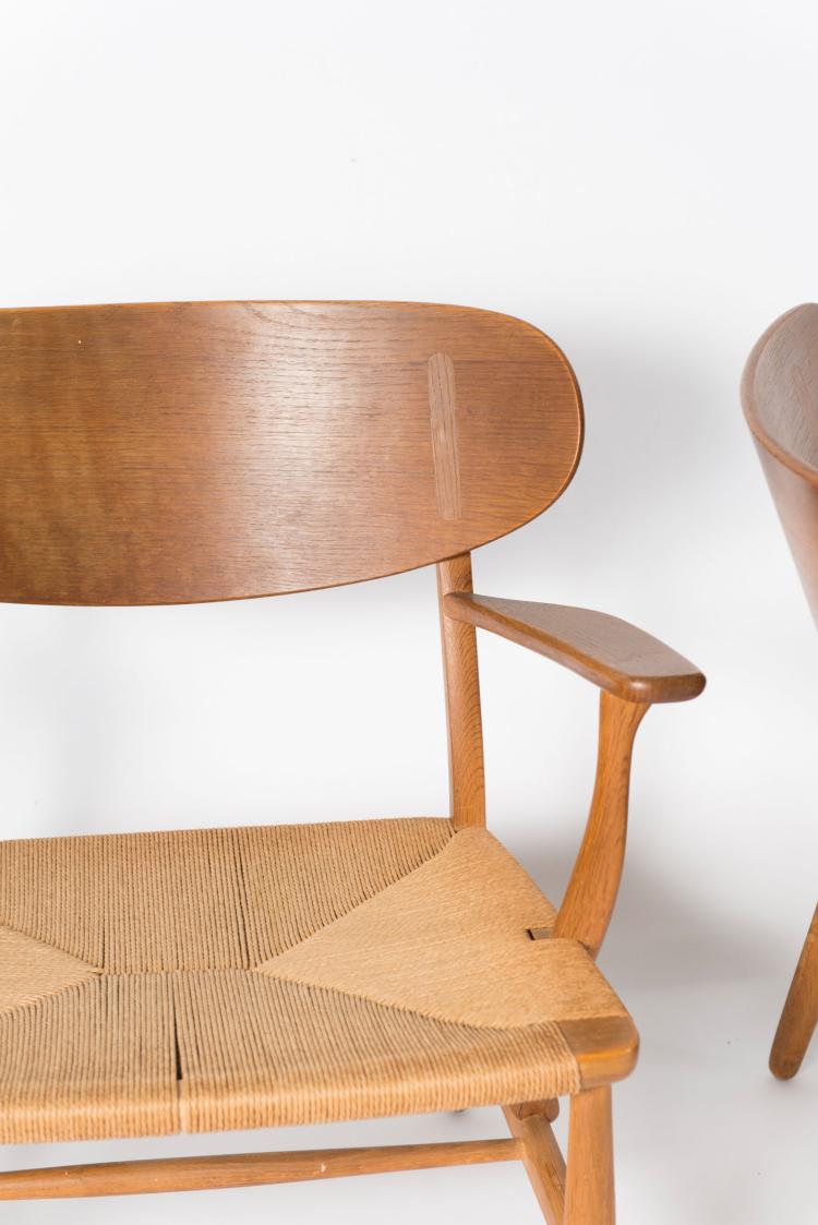 Bild 2 zu Objekt, Vier Sessel 'CH 22', 1950, Hansen, Carl & Son, Odense, 118A 156