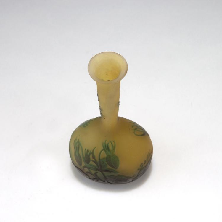 Bild 1 zu Objekt, Soliflore 'Ancolies', 1906-14, Gall&eacute;, Emile, Nancy, 117A 163