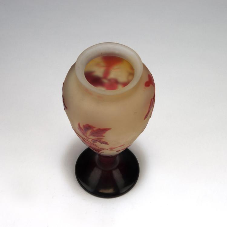 Bild 1 zu Objekt, Vase 'Coeur de Jeanette', 1906-14, Gall&eacute;, Emile, Nancy, 117A 167