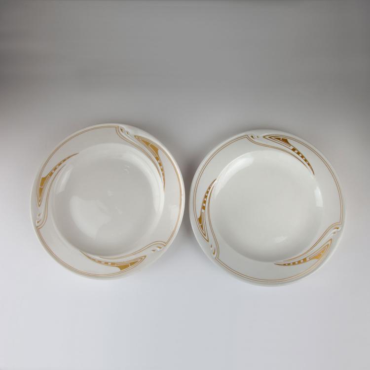 Bild 1 zu Objekt, 'Whiplash' dining plate, 1903, Henry van de Velde, Meissen, KPM, 118A 30