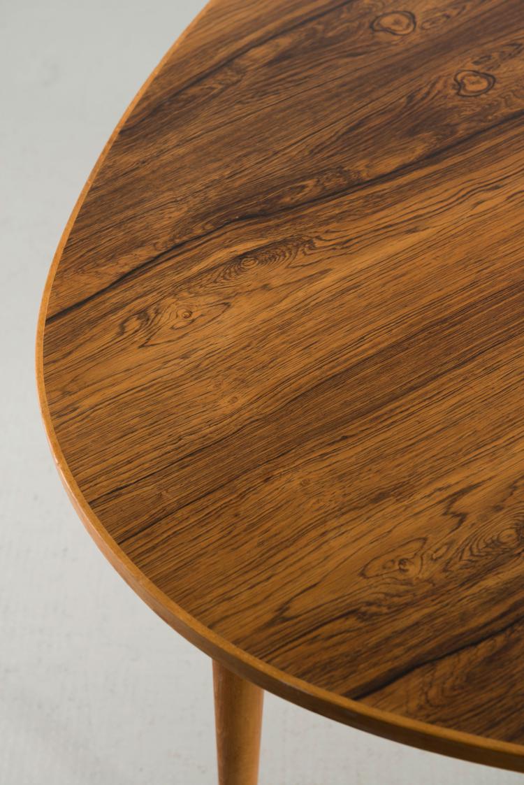 Bild 1 zu Objekt, Sofatisch 'Dreirund', 1949, Max Bill, Wohnbedarf, Z&uuml;rich, 118A 85