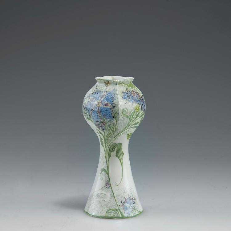 Bild 1 zu Objekt, Vase 'Klematis', 1903, Jacobus Willem van Rossum, Rozenburg, Den Haag, 117A 363