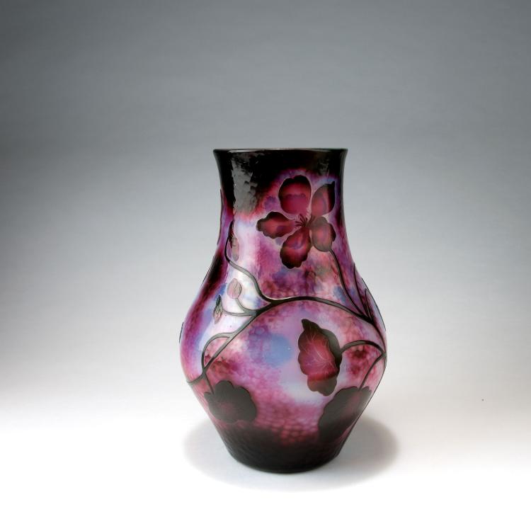 Bild 1 zu Objekt, Gro&szlig;e Martel&eacute;-Vase 'Capucines', 1899, Daum Fr&egrave;res, Nancy, 117A 28