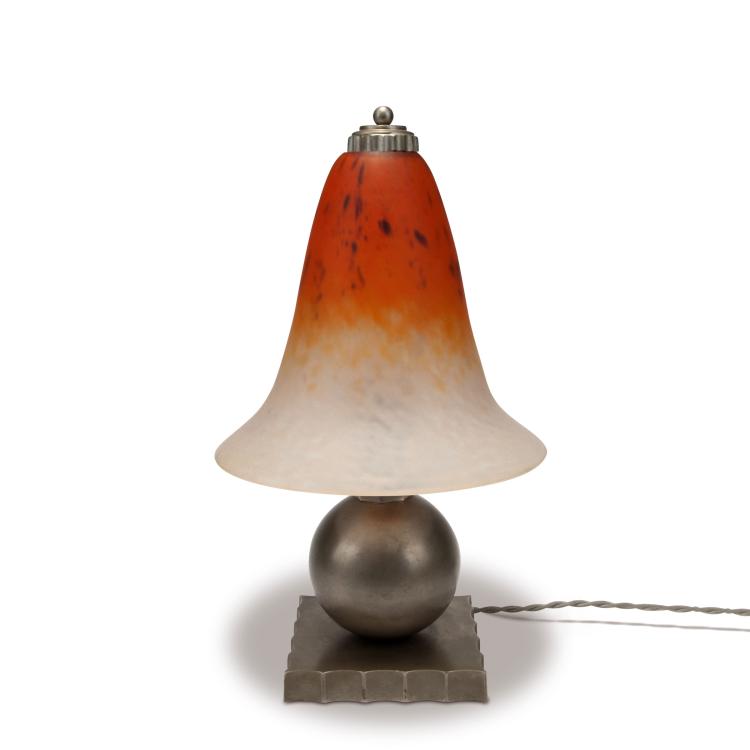 Hauptbild zu Objekt, Table light with a base by Edgar Brandt, c1925, Edgar Brandt, Schneider, Epinay-sur-Seine, 117A 260