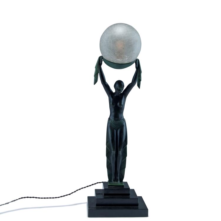 Hauptbild zu Objekt, 'V&eacute;rit&eacute;' table light, c1930. , Pierre Le Faguays, Le Verrier, Max, Paris, 117A 627