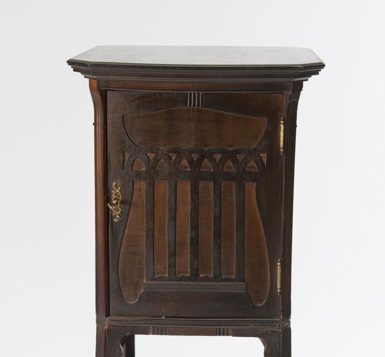 Bild 3 zu Objekt, Small cabinet, c1900, Carl Sigmund Luber, Schwarz, J. von, N&uuml;rnberg, 117A 517