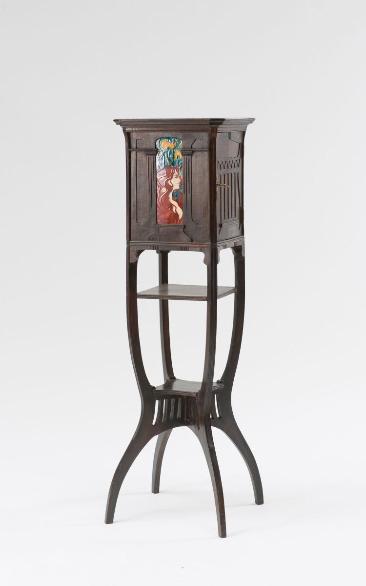 Bild 5 zu Objekt, Small cabinet, c1900, Carl Sigmund Luber, Schwarz, J. von, N&uuml;rnberg, 117A 517