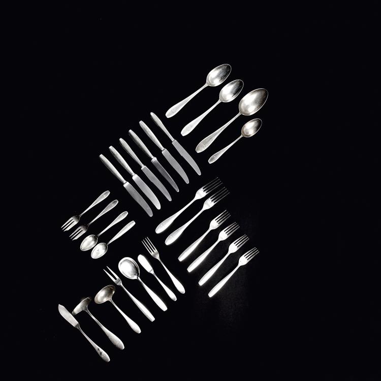 Hauptbild zu Objekt, 'Carl Weishaupt' flatware, Richard Riemerschmid, Bruckmann & S&ouml;hne, Heilbronn; Weishaupt, Carl, M&uuml;nchen, 117A 670