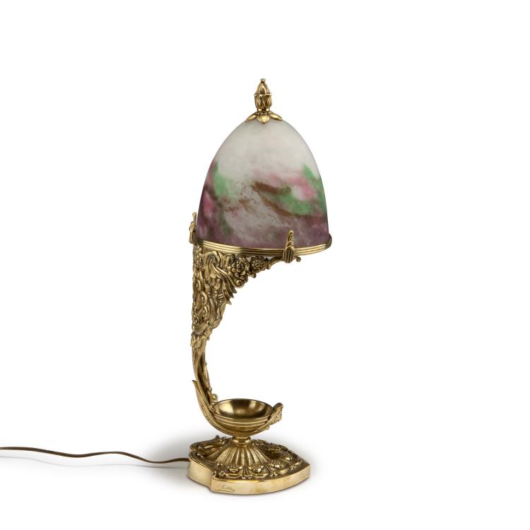 Hauptbild zu Objekt, Table lamp with br&ucirc;le parfum, c1920, Muller Fr&egrave;res, Luneville; Gilles, P., 117A 221