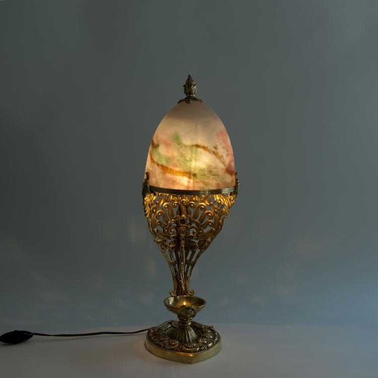 Bild 2 zu Objekt, Table lamp with br&ucirc;le parfum, c1920, Muller Fr&egrave;res, Luneville; Gilles, P., 117A 221