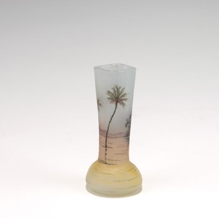 Bild 1 zu Objekt, Miniaturvase 'Nil', 1905, Daum Fr&egrave;res, Nancy, 117A 52