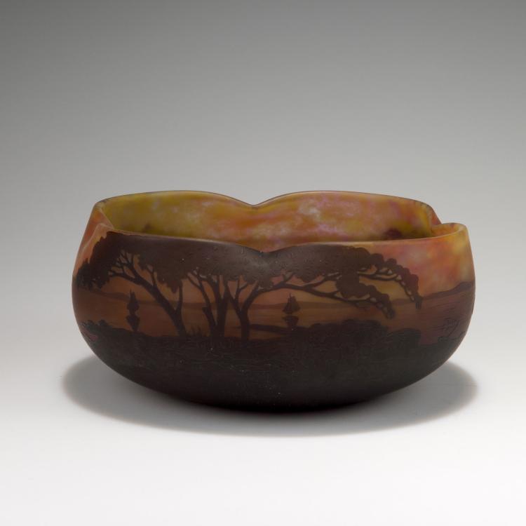Hauptbild zu Objekt, Schale 'Paysage, soleil couchant', um 1910, Daum Fr&egrave;res, Nancy, 117A 87