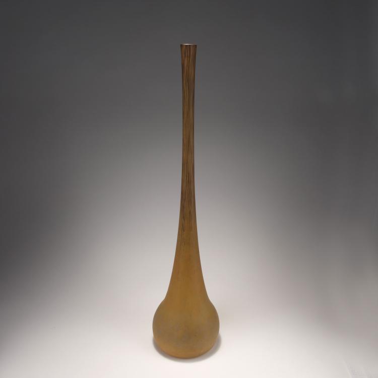 Bild 3 zu Objekt, Vier Vasen 'Berluze', 1910-15, Daum Fr&egrave;res, Nancy, 117A 102