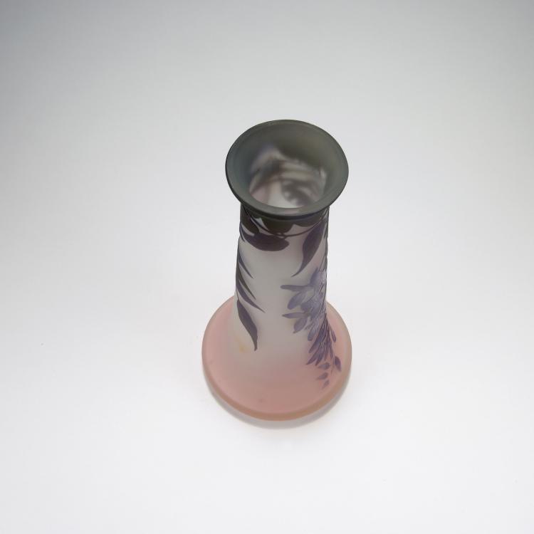 Bild 1 zu Objekt, 'Glycines' vase, 1902-03, Gall&eacute;, Emile, Nancy, 117A 198