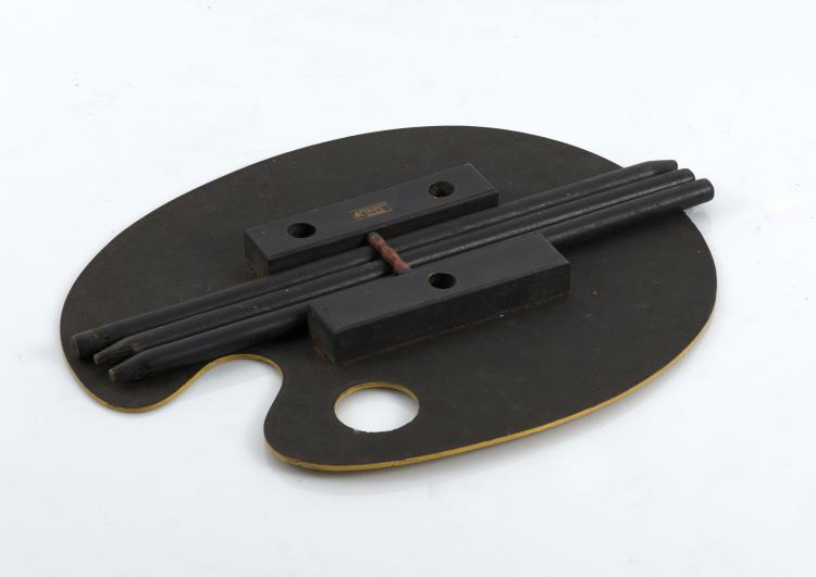 Bild 1 zu Objekt, Beistelltisch 'Palette', um 1958, Lucien De Roeck, Belgien, 119C 264