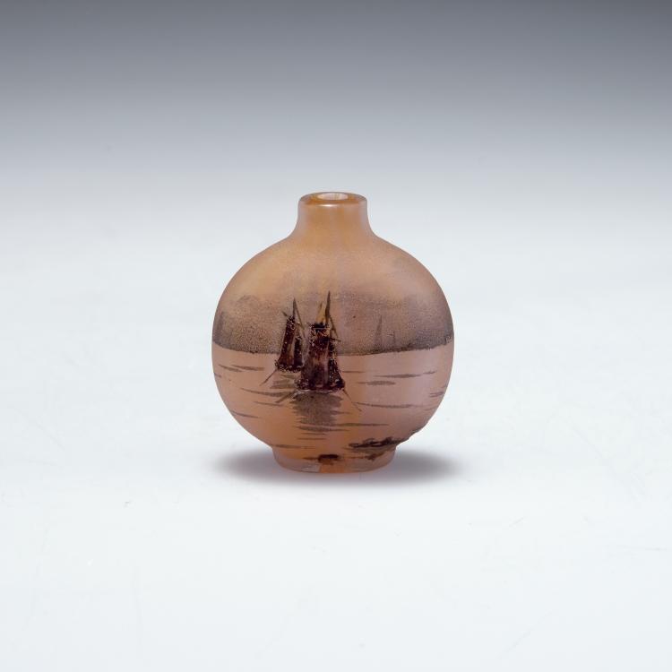 Hauptbild zu Objekt, Miniature 'Voiliers, coucher de soleil' vase, c1910, Daum Fr&egrave;res, Nancy, 120 91
