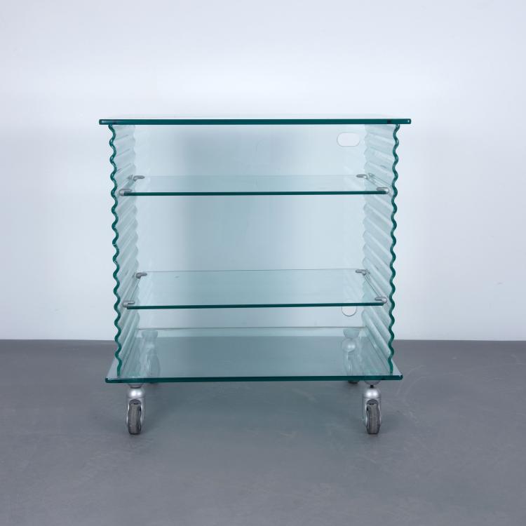 Bild 2 zu Objekt, 'Onda' sideboard on wheels, 1996, Ron Arad, Fiam, Pesaro, 119C 348