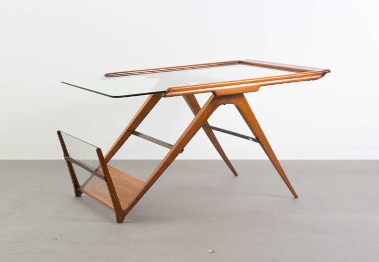 Bild 4 zu Objekt, Magazine table, c1955, Italien, 119C 148