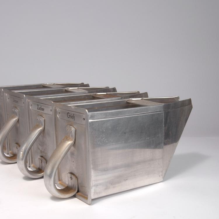 Bild 4 zu Objekt, Ten containers, c1926, Haarer, Hanau, 119C 25
