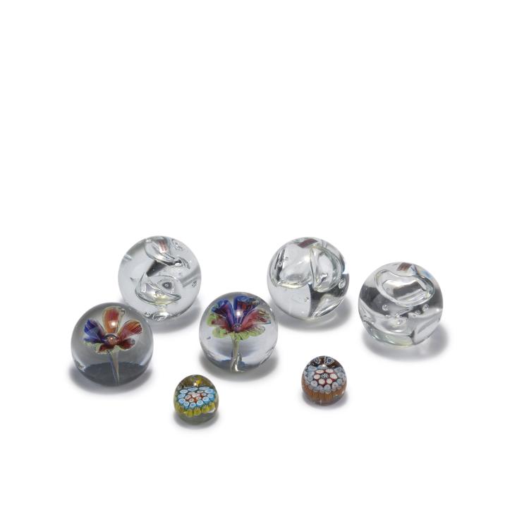 Hauptbild zu Objekt, Seven paperweights, 1970s, Barovier & Toso, Murano, 119B 146