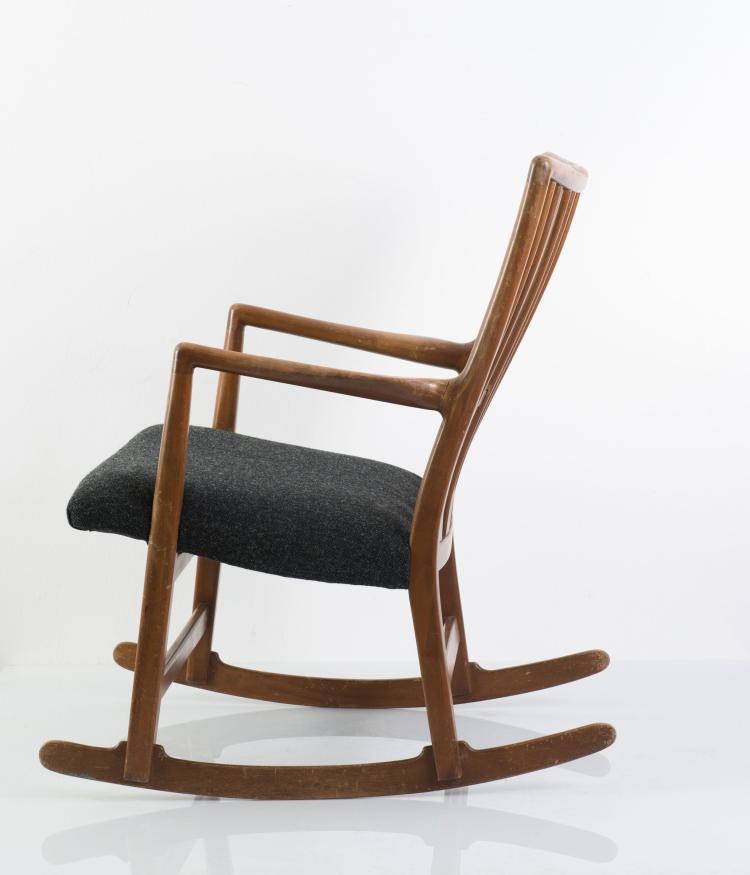 Bild 2 zu Objekt, Schaukelstuhl 'ML 33', 1940, Hans J. Wegner, Laursen, Michael, Aarhus, 119A 133