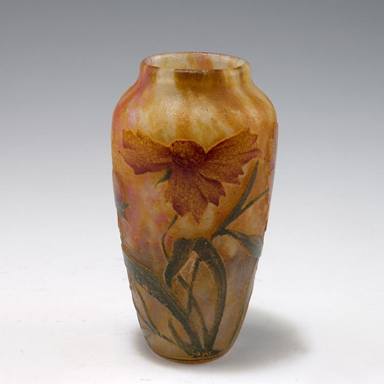 Bild 1 zu Objekt, 'Arnica' vase, c1910, Daum Fr&egrave;res, Nancy, 120 66