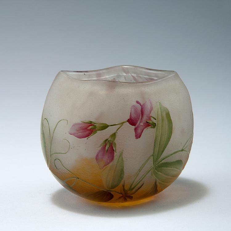 Bild 1 zu Objekt, Small 'Pois de senteur' vase, 1910, Daum Fr&egrave;res, Nancy, 120 56