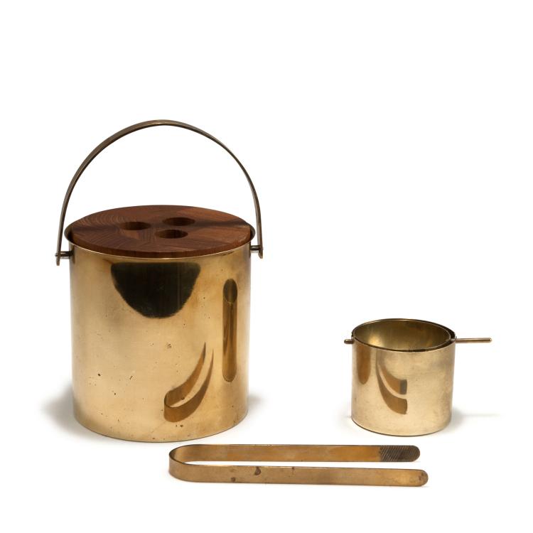 Hauptbild zu Objekt, 'Brass Line' ashtray, ice bucket with ice tongs, 1967, Arne Jacobsen, Stelton, Gentofte, 119A 90