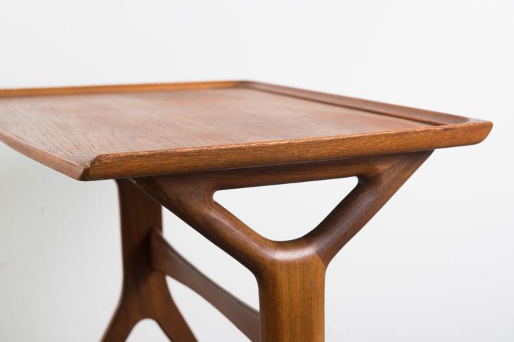 Bild 3 zu Objekt, Three nesting tables, 1960s, Johannes Andersen, CFC Silkeborg (zugeschrieben), 119A 211