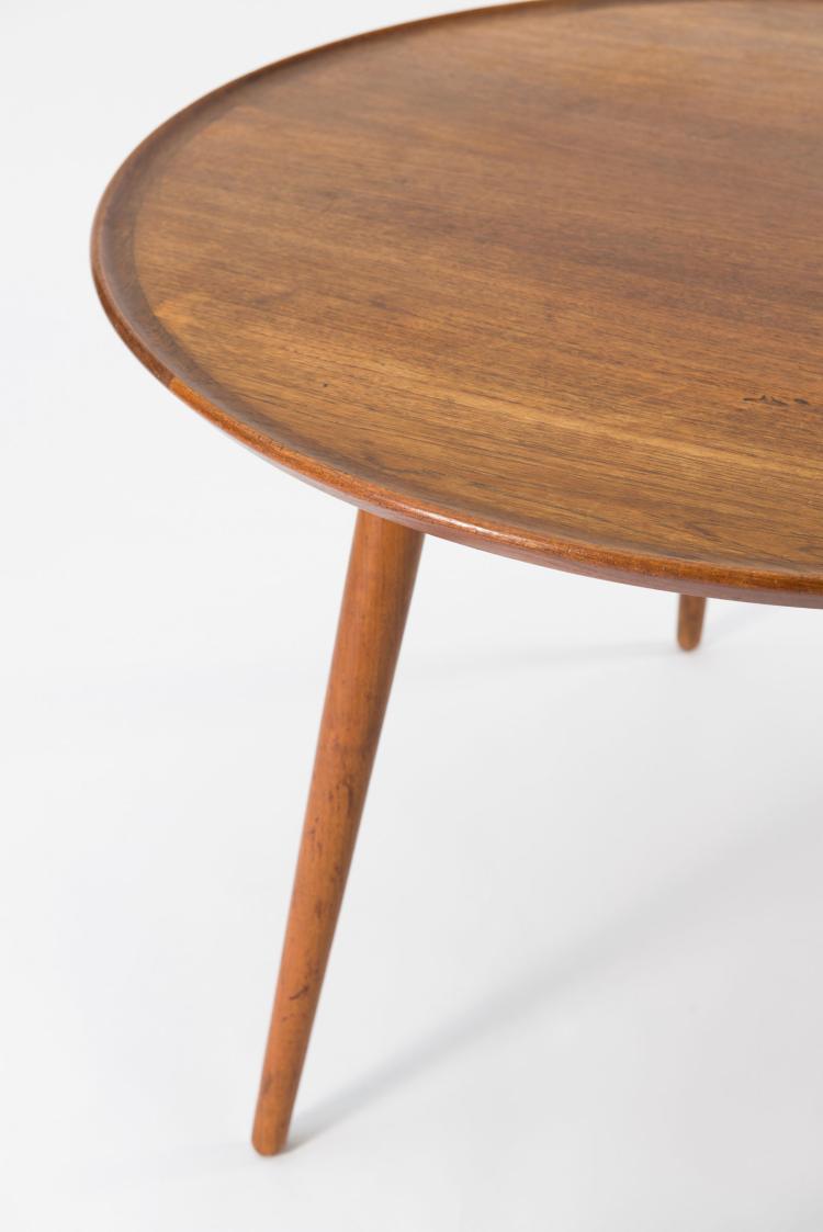 Bild 1 zu Objekt, 'AT' coffee table, c1955, Hans J. Wegner, Tuck, Andreas, Kopenhagen (zugeschrieben), 119A 174