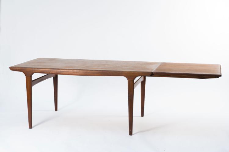 Bild 1 zu Objekt, Esstisch, 1960er Jahre, Johannes Andersen, Uldum M&oslash;belfabrik, D&auml;nemark (zugeschrieben), 119A 210