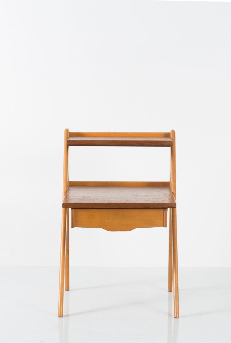 Bild 1 zu Objekt, Two bedside tables, c1955, Yngve Ekstr&ouml;m, ESE M&oslash;bler, D&auml;nemark, 119A 25