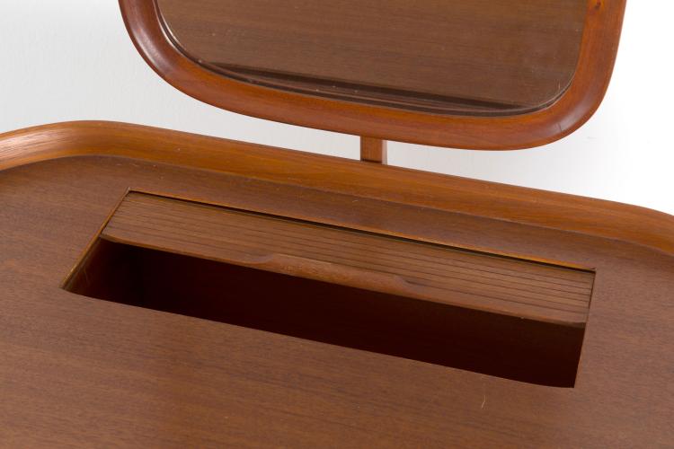 Bild 1 zu Objekt, 'Birgitta' dressing table, 1962, Carl Malmsten, Svenska M&ouml;belfabrikerna, Bodafors, 119A 43
