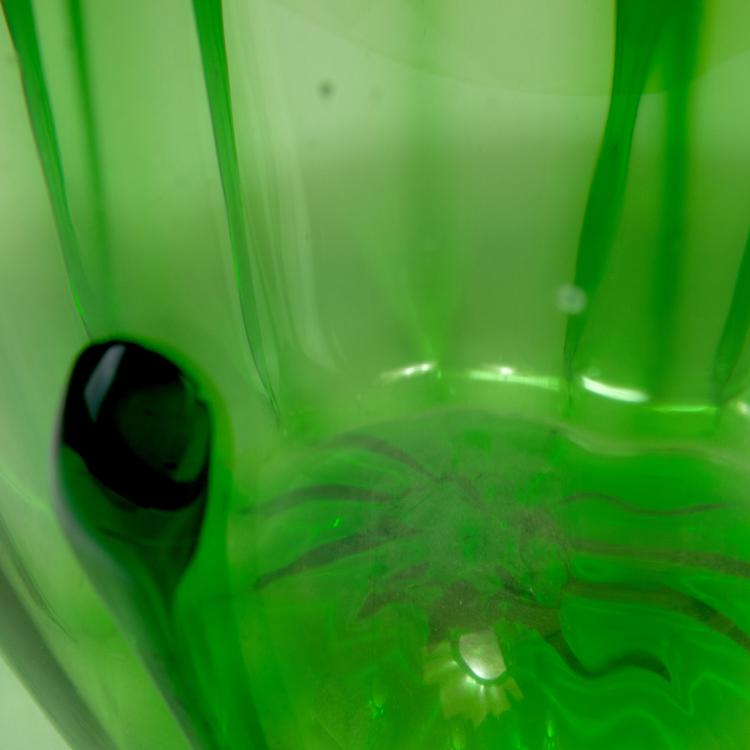 Bild 2 zu Objekt, 'A goccioloni' vase, 1922-25, Vittorio Zecchin, Venini & C., Murano (zugeschrieben), 119B 38