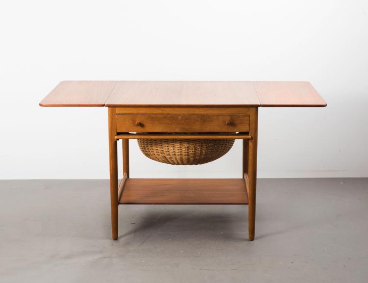 Bild 2 zu Objekt, 'AT33' sewing cabinet, 1949, Hans J. Wegner, Tuck, Andreas, Kopenhagen, 119A 142