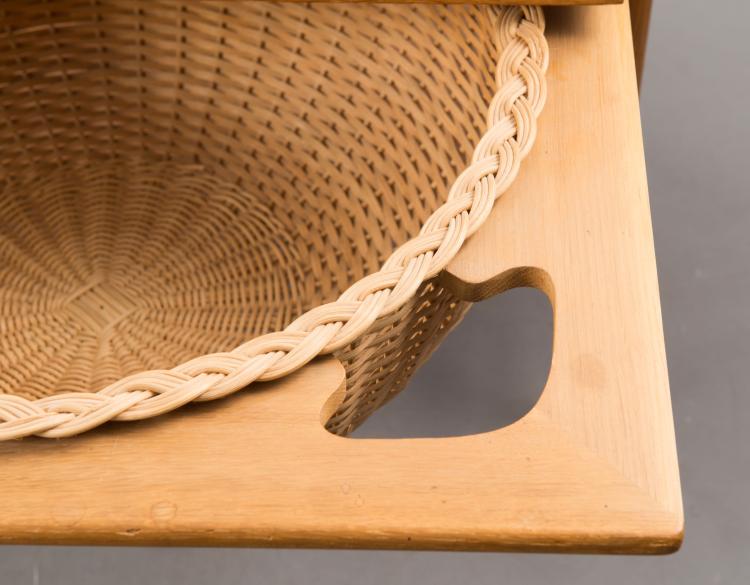 Bild 4 zu Objekt, 'AT33' sewing cabinet, 1949, Hans J. Wegner, Tuck, Andreas, Kopenhagen, 119A 142