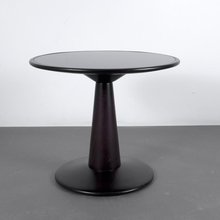 Bild 1 zu Objekt, Beistelltisch 'MAC', um 1960, Sergio Rodrigues, Lin Brasil, Brasilien, 119C 325